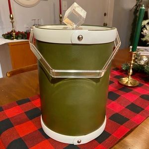Vintage Green Morgan Design Ice Bucket